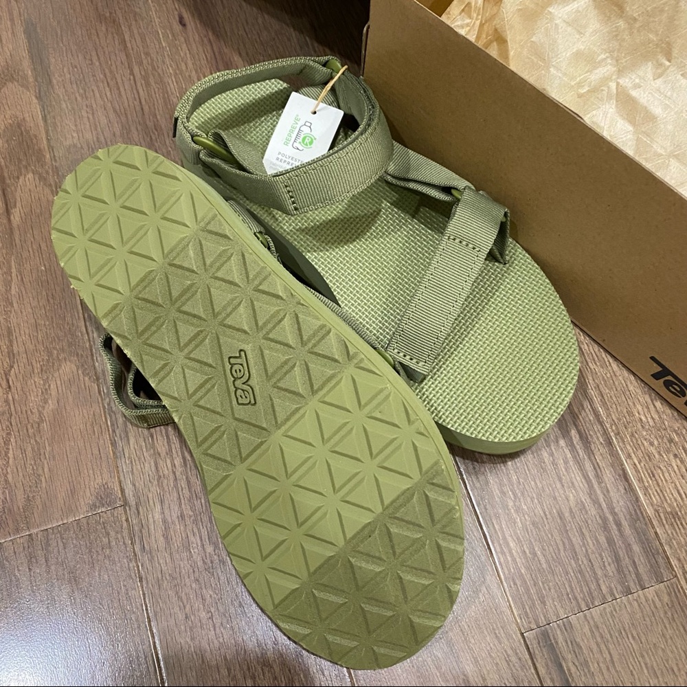 Teva Midform Universal Sandals - Picture 7 of 9
